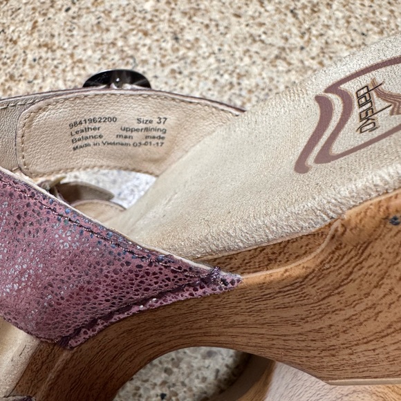 Dansko Sophie Metallic Purple Sandals - Picture 9 of 13